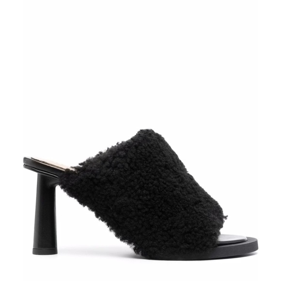 NWT - Jacquemus Les Mules Carrés Ronds Black Shearling - Picture 1 of 6
